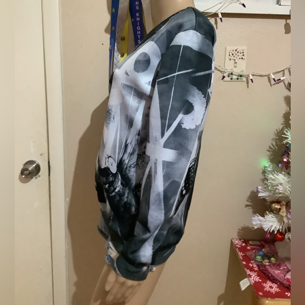 Justin Bieber Album Graphic Pullover Sweatshirt - Picture 5 of 6